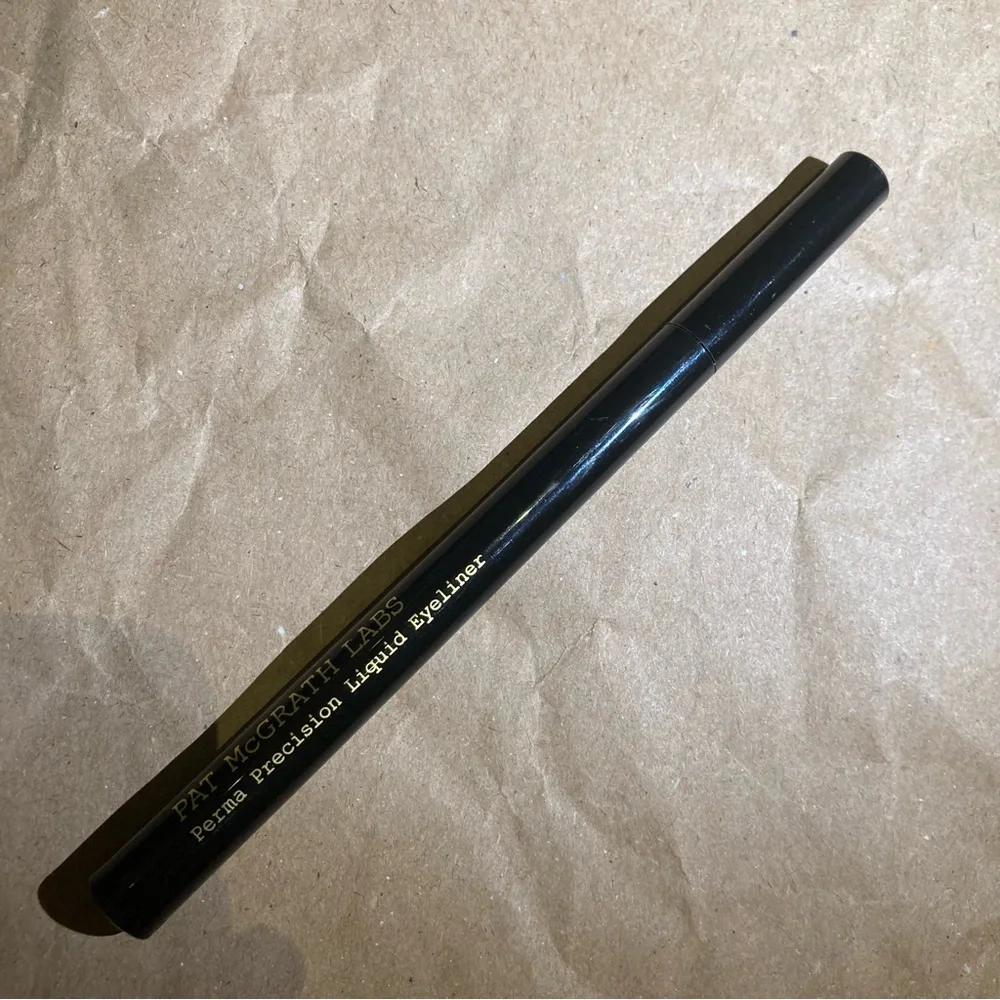 Pat McGrath eyeliner